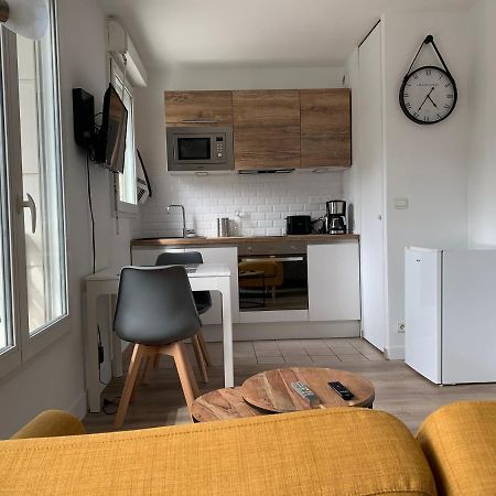 בור-לה-ריין Beautiful Studio Located South Of Paris מראה חיצוני תמונה