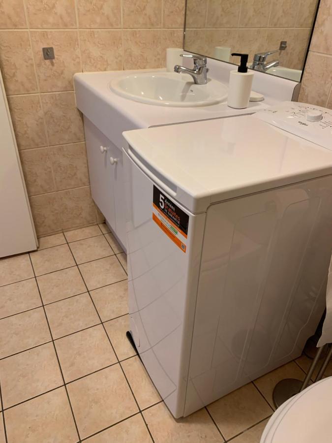 בור-לה-ריין Beautiful Studio Located South Of Paris מראה חיצוני תמונה