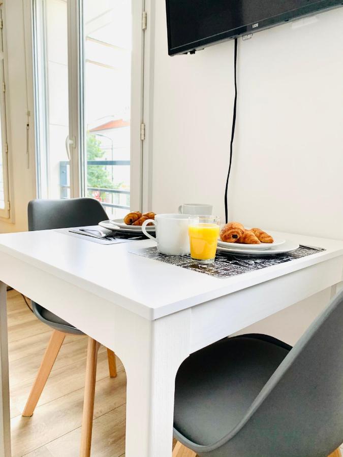 בור-לה-ריין Beautiful Studio Located South Of Paris מראה חיצוני תמונה
